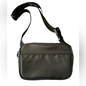 Old Navy Black Nylon Fanny Pack Crossbody Bag